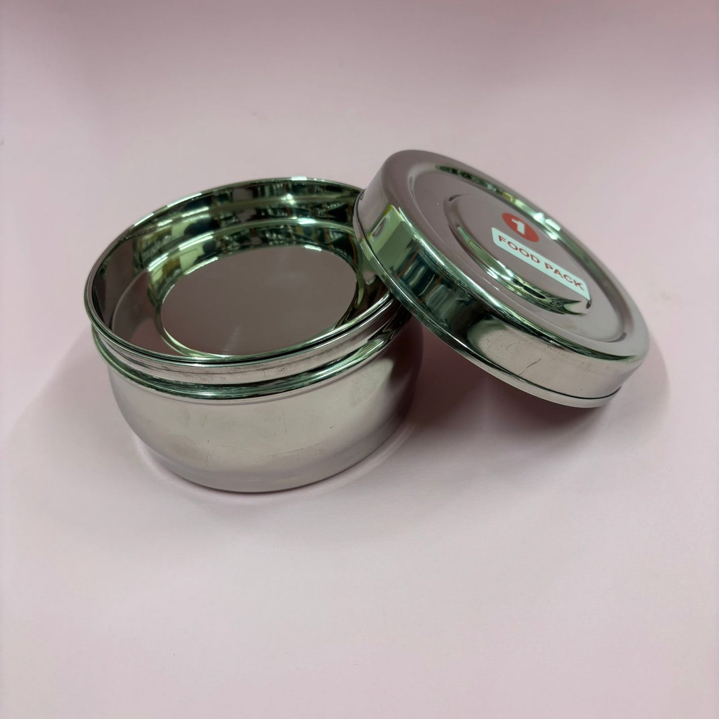 Premium bulging stainless steel lunchbox designed for storing fresh food