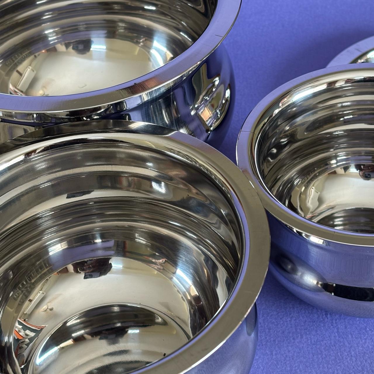 Karaikudi Tomato Serving Bowl with lid Set of 3