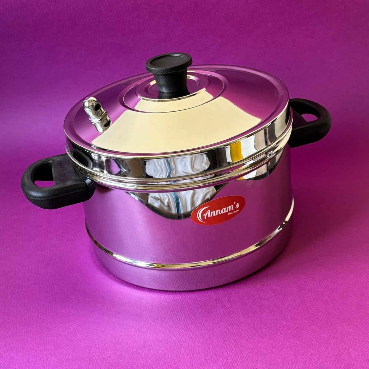 Annam's 16 Idli Cooker with stand in stainless steel
