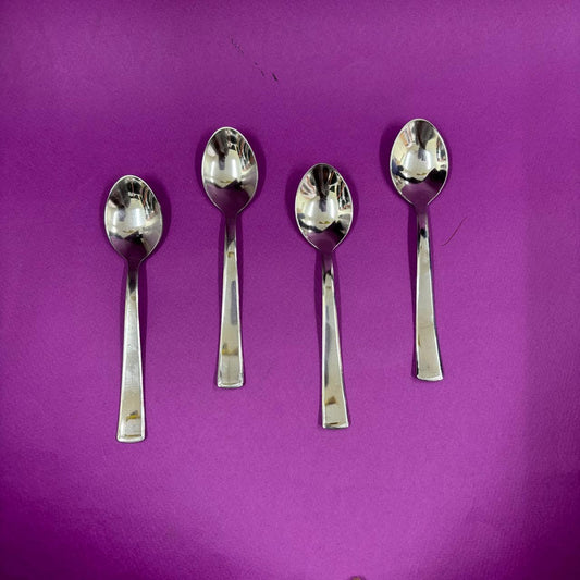 Teaspoon Set of 4 in Stainless Steel
