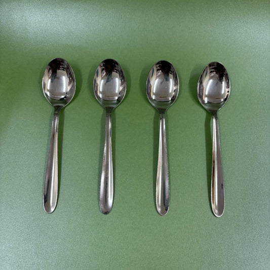 Dessert Spoon Set of 4 in Stainless Steel