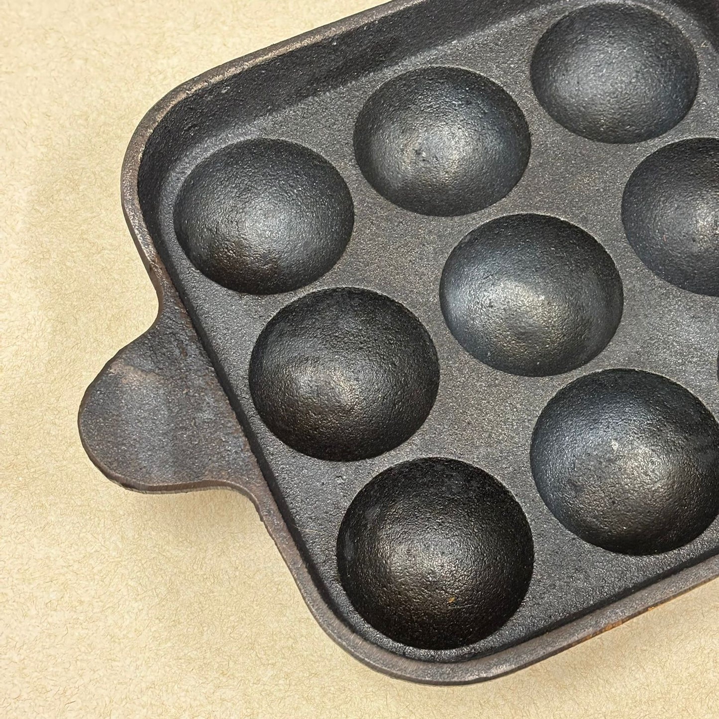 Cast iron kuzhi paniyaram square pan